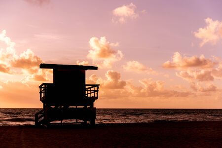 Nachtangeln am Strand: So gelingt das Abenteuer an Nord- und Ostsee
